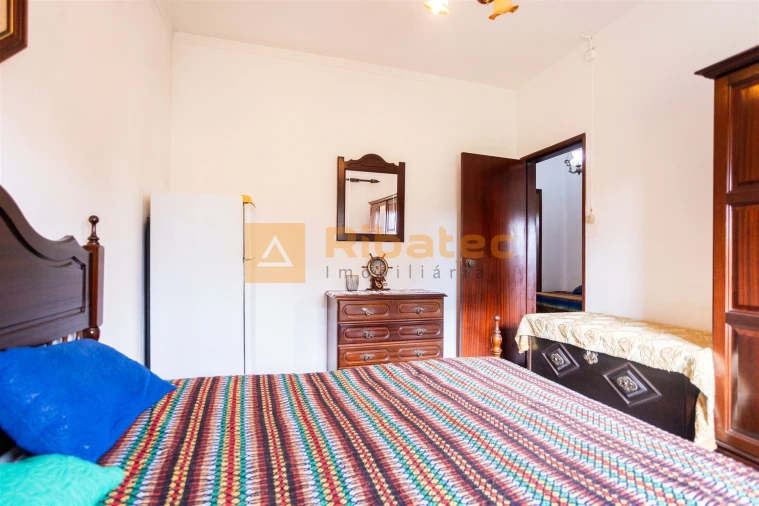 Moradia T3 para Venda em Branca Foto 16