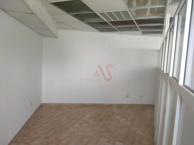 Loja para Venda em Albufeira e Olhos de Água Foto 2