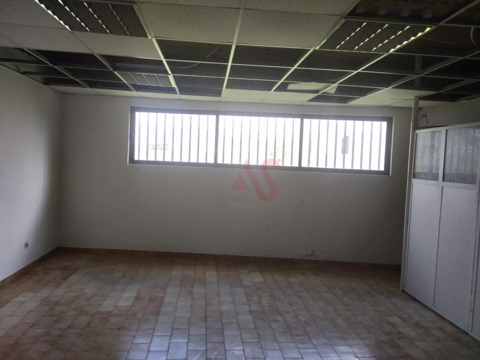 Loja para Venda em Albufeira e Olhos de Água Foto 6