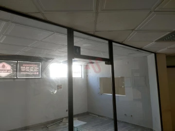 Loja para Venda em Albufeira e Olhos de Água