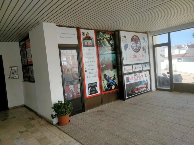 Loja para Venda em Albufeira e Olhos de Água Foto 10
