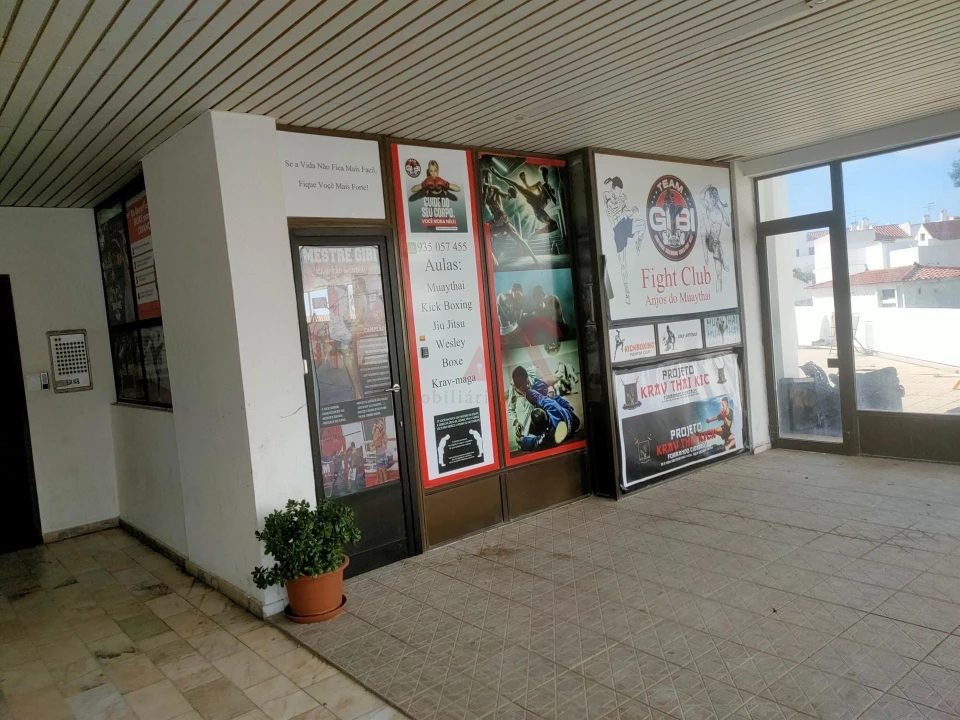 Loja para Venda em Albufeira e Olhos de Água Foto 10
