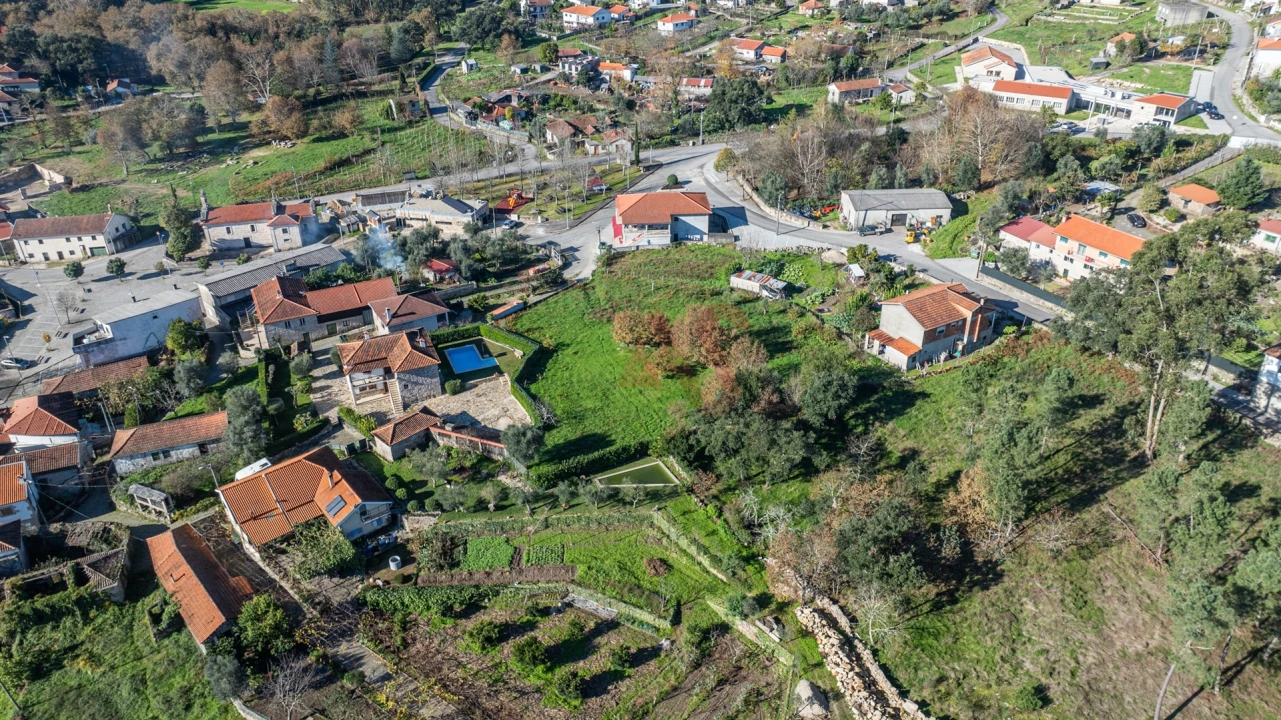 Terreno para Venda em Campanhó e Paradança Foto 5