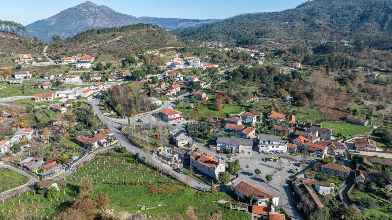Terreno para Venda em Campanhó e Paradança Foto 14