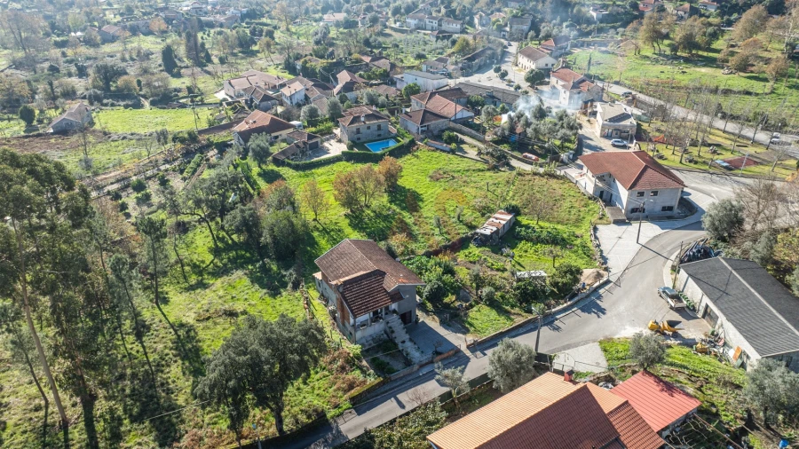 Terreno para Venda em Campanhó e Paradança Foto 8