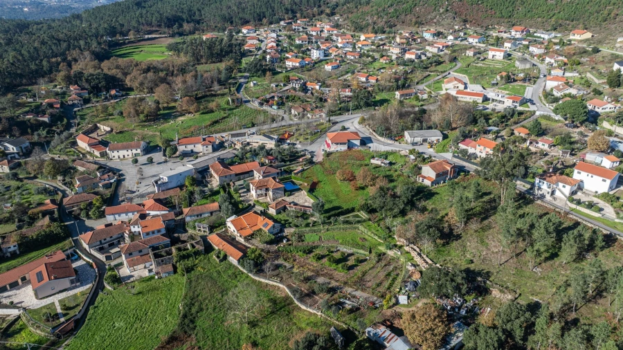 Terreno para Venda em Campanhó e Paradança Foto 13