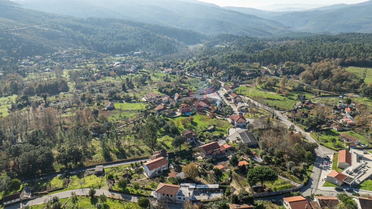 Terreno para Venda em Campanhó e Paradança Foto 12