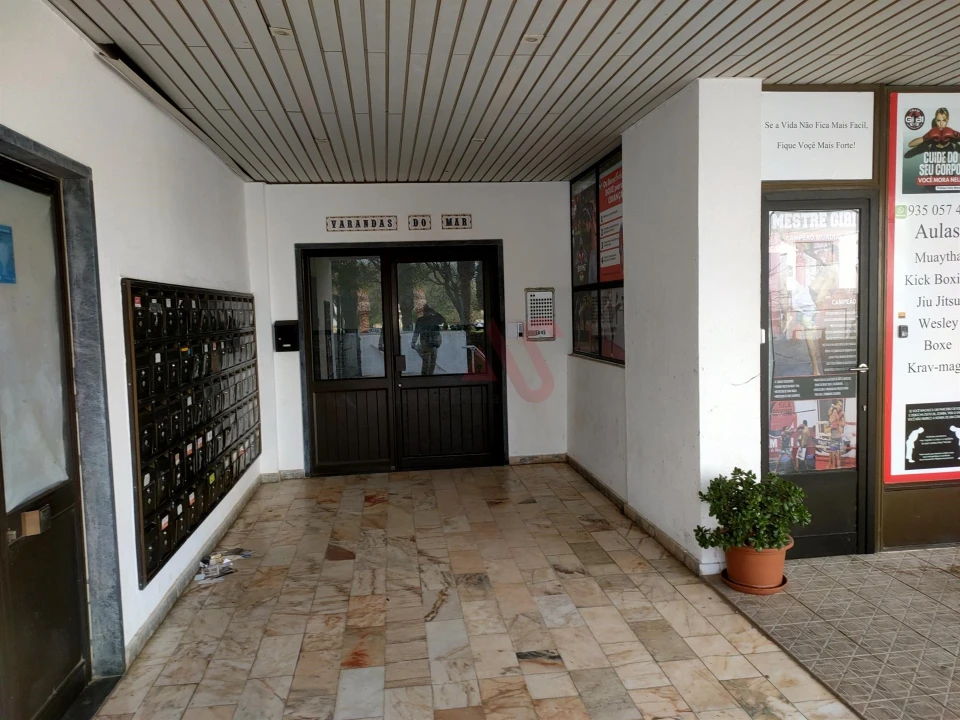 Loja para Venda em Albufeira e Olhos de Água Foto 14