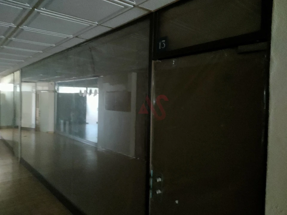 Loja para Venda em Albufeira e Olhos de Água Foto 4