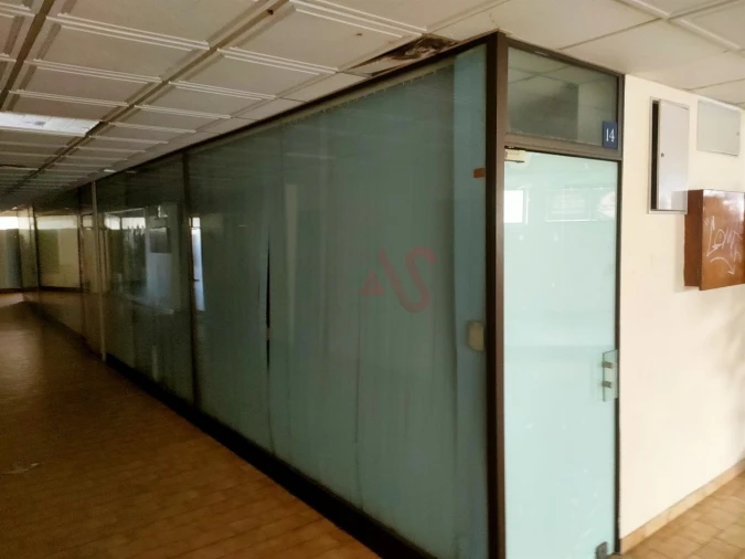 Loja para Venda em Albufeira e Olhos de Água