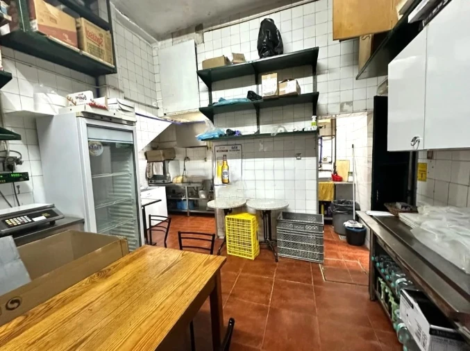 Loja para Trespasse em Paranhos Foto 4