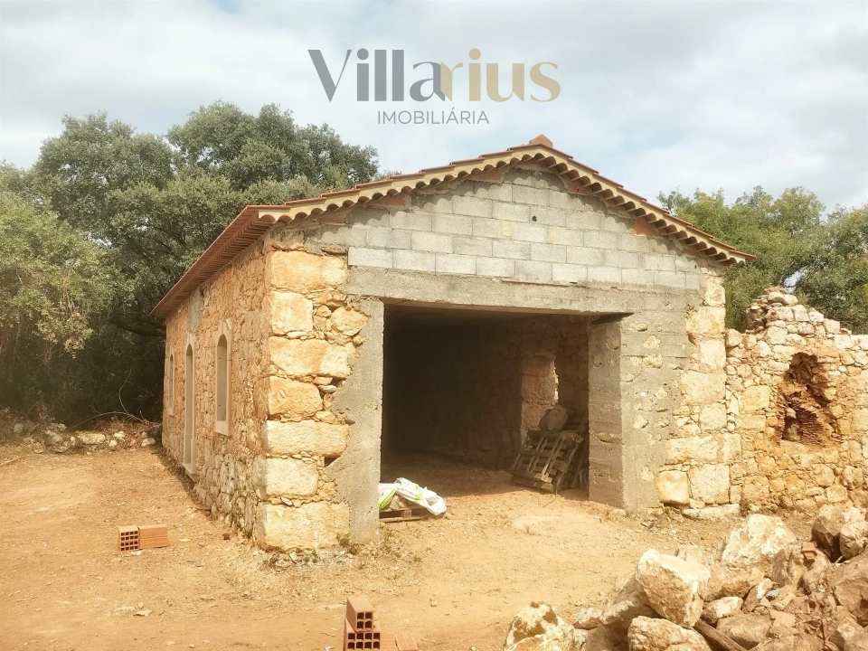 Moradia T3 para Venda em Chãos Foto 2