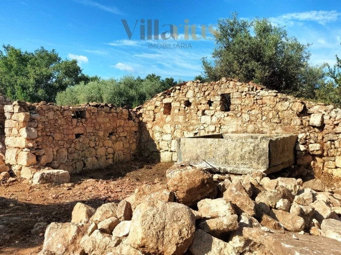 Moradia T3 para Venda em Chãos Foto 6