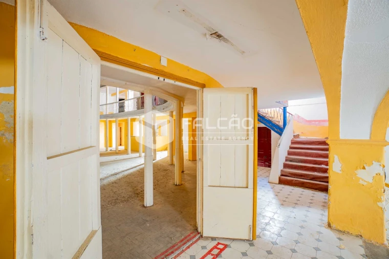 Armazém para Venda em Sé e São Lourenço Foto 14