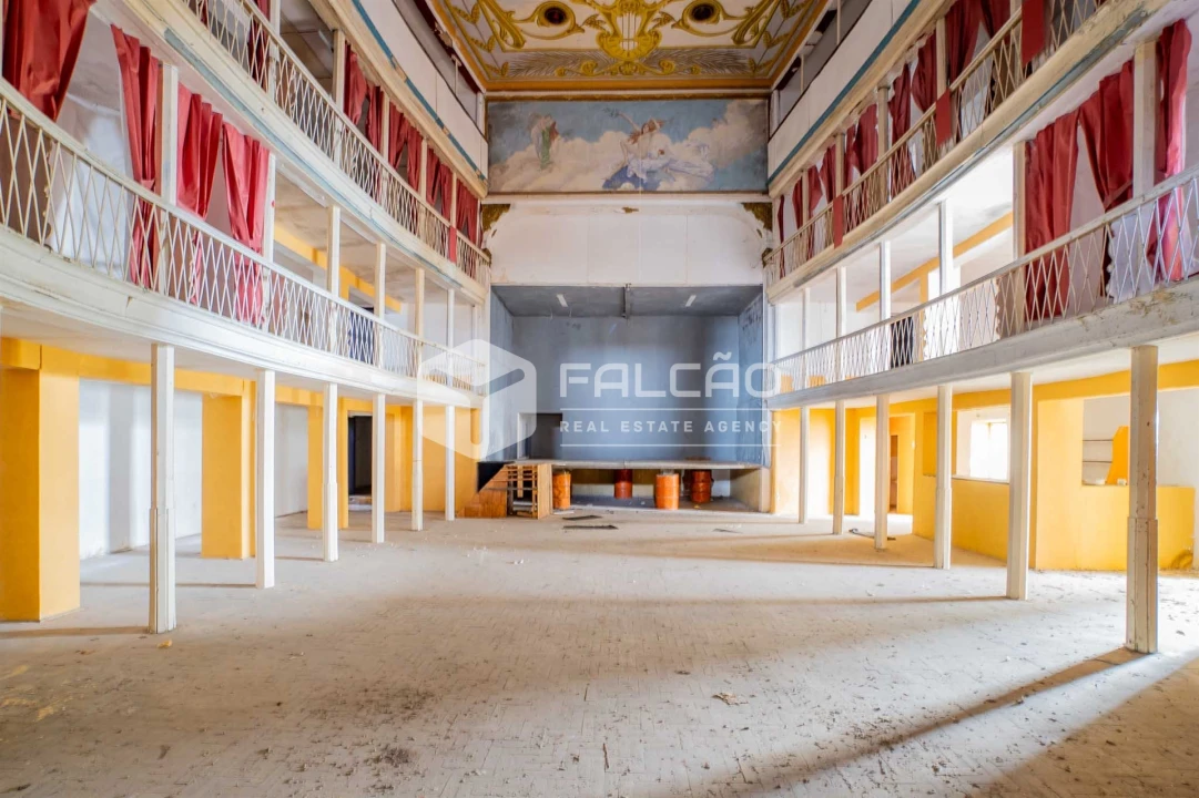 Armazém para Venda em Sé e São Lourenço Foto 9