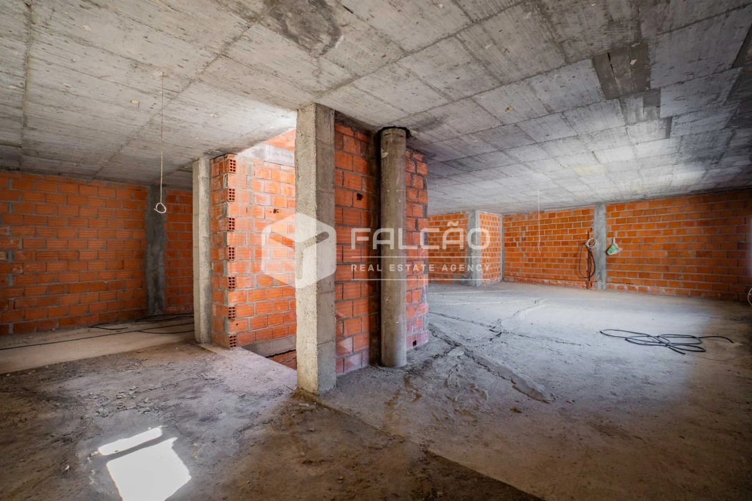 Armazém para Venda em Sé e São Lourenço Foto 21