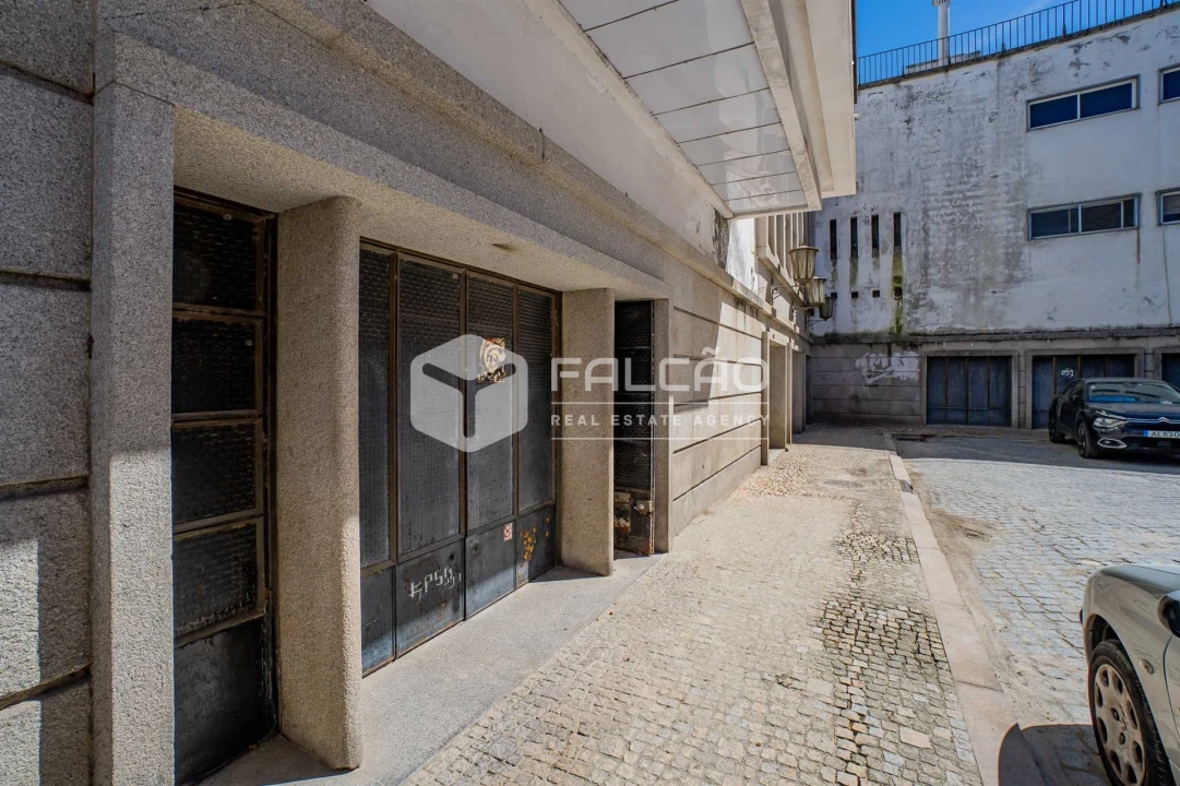 Armazém para Venda em Sé e São Lourenço Foto 3
