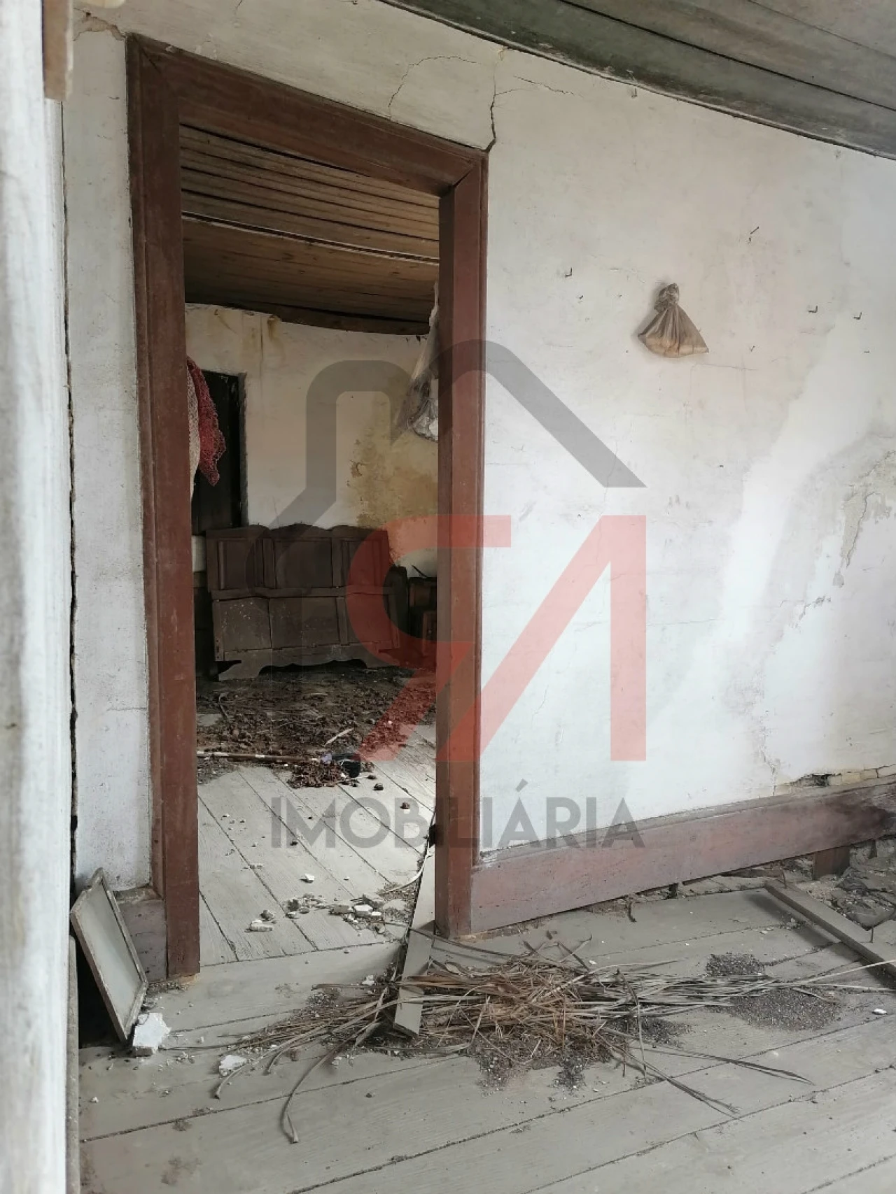 Moradia T0 para Venda em Carvalhosa Foto 17