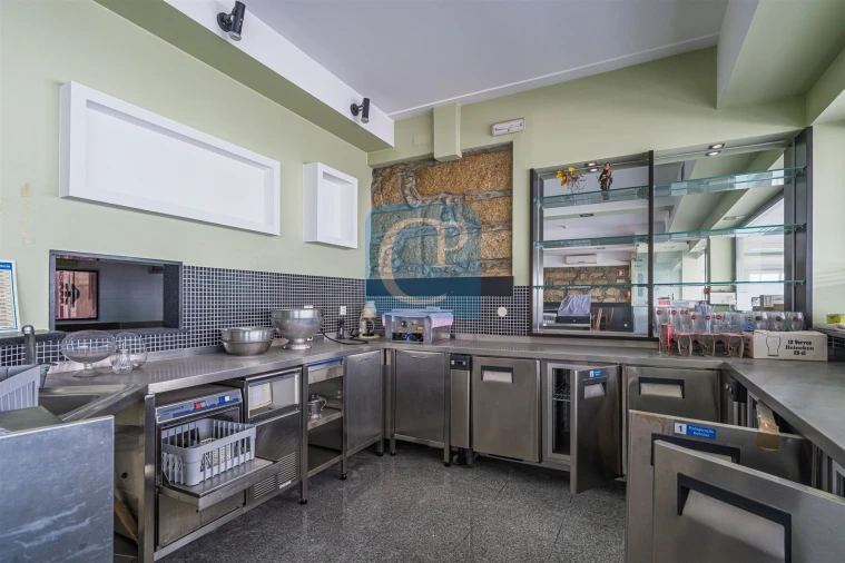 Moradia T3 para Venda em Alfena Foto 12