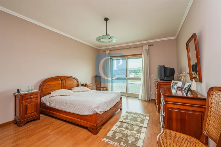 Moradia T3 para Venda em Alfena Foto 36