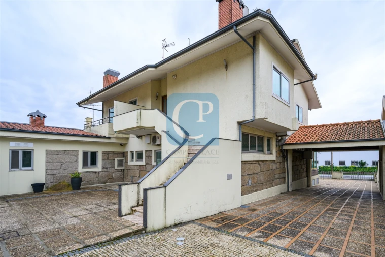 Moradia T3 para Venda em Alfena Foto 4