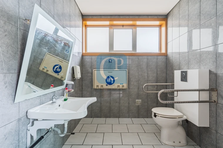 Moradia T3 para Venda em Alfena Foto 18