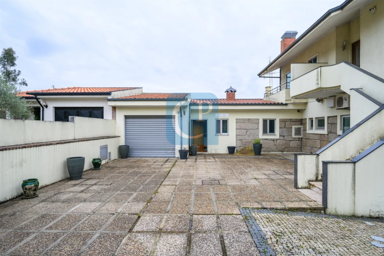 Moradia T3 para Venda em Alfena Foto 6