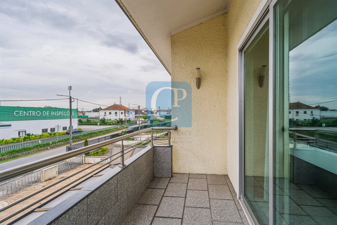 Moradia T3 para Venda em Alfena Foto 32