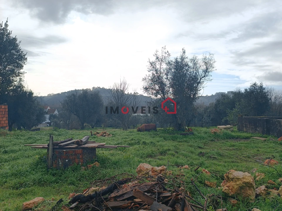 Moradia T0 para Venda em Seiça Foto 16