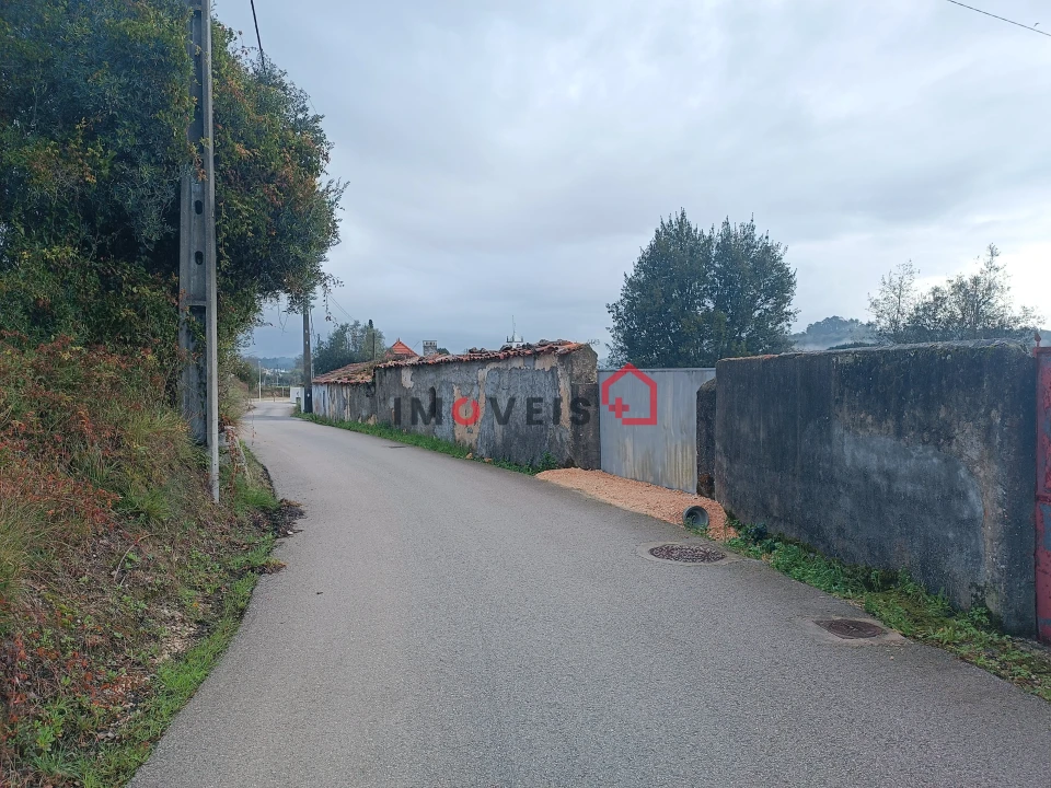 Moradia T0 para Venda em Seiça Foto 4