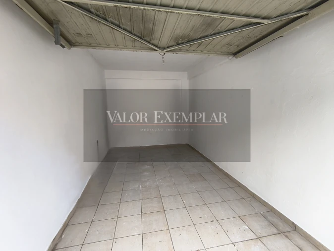 Garagem para Venda em Setubal (São Sebastião) Foto 2