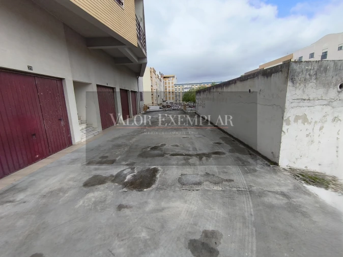 Garagem para Venda em Setubal (São Sebastião) Foto 11
