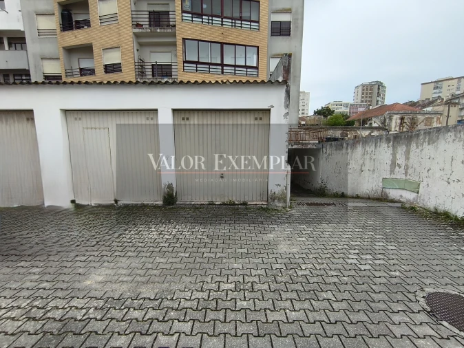 Garagem para Venda em Setubal (São Sebastião) Foto 7