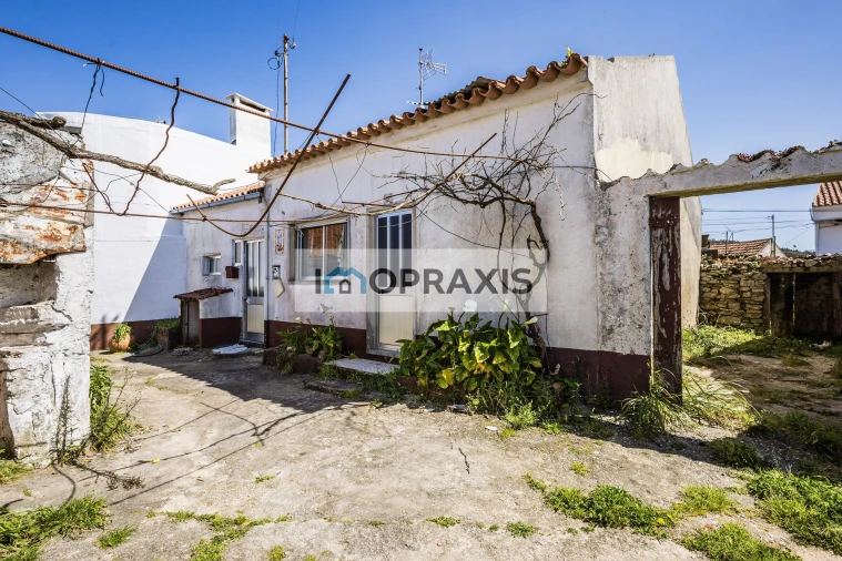 Moradia T2 para Venda em Reguengo do Fetal