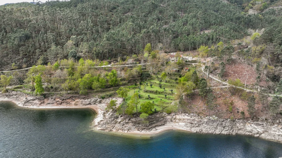 Moradia T3 para Venda em Rio Caldo Foto 19