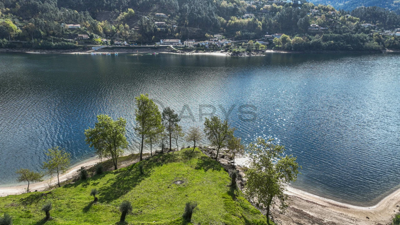 Moradia T3 para Venda em Rio Caldo Foto 12