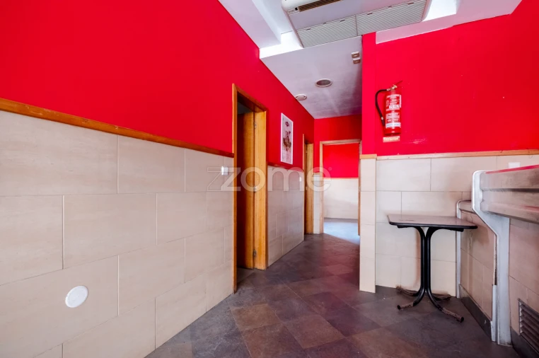 Negócio para Arrendamento em Pedrouços Foto 6