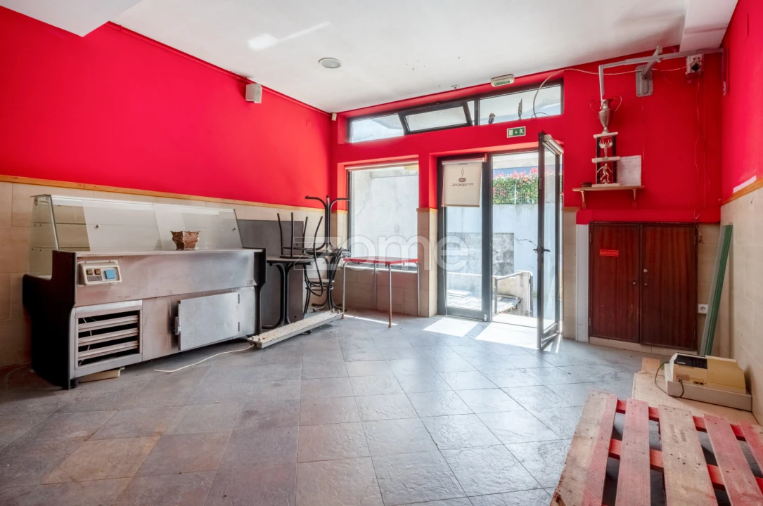 Negócio para Arrendamento em Pedrouços Foto 2