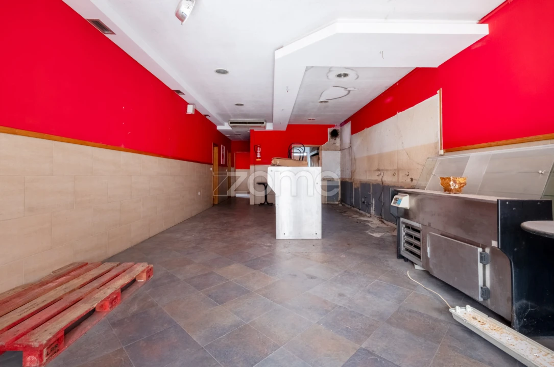 Negócio para Arrendamento em Pedrouços Foto 4