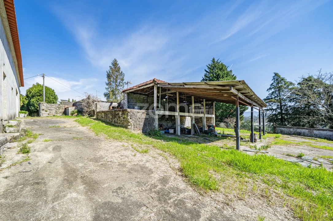 Moradia T3 para Venda em Vilaça e Fradelos Foto 29