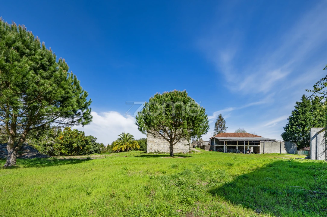 Moradia T3 para Venda em Vilaça e Fradelos Foto 9