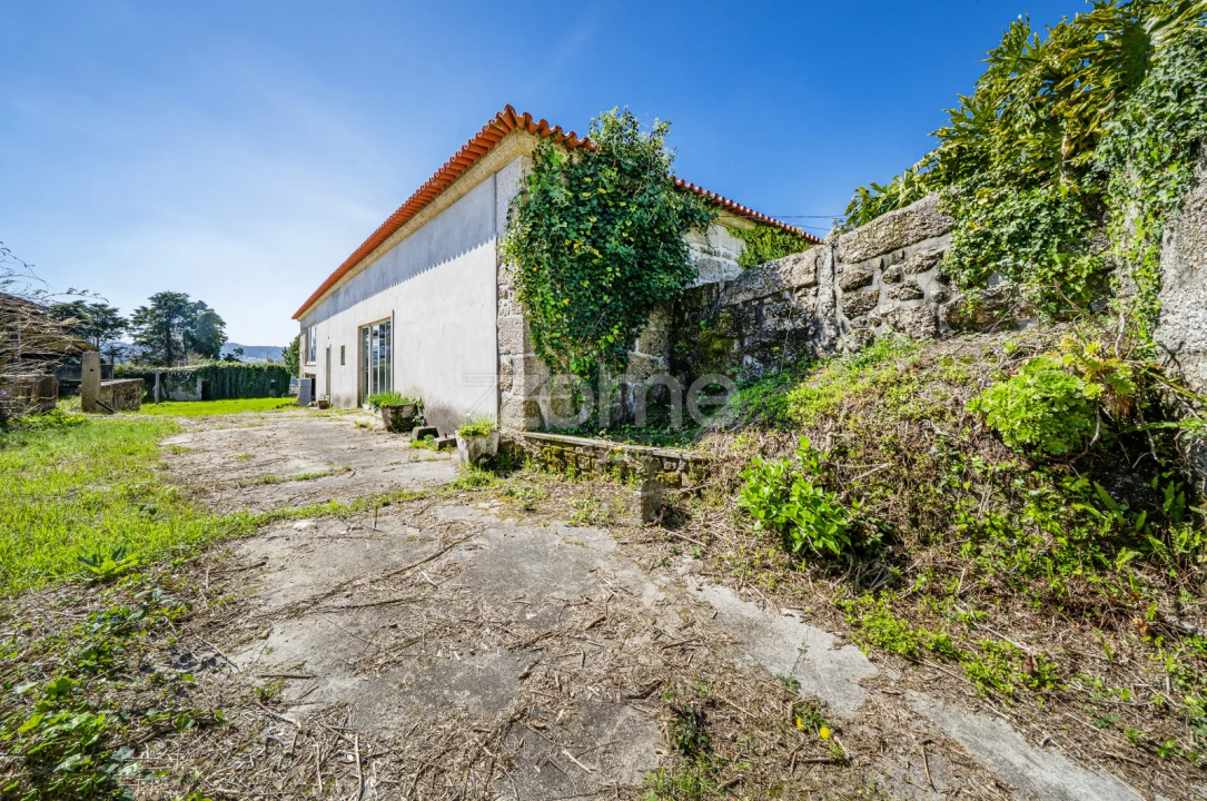 Moradia T3 para Venda em Vilaça e Fradelos Foto 4