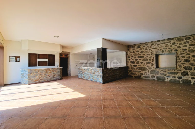 Moradia T3 para Venda em Vilaça e Fradelos Foto 26