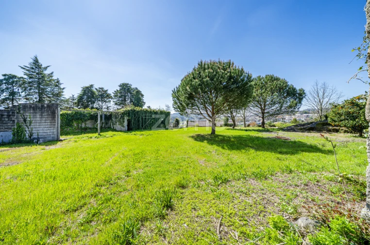 Moradia T3 para Venda em Vilaça e Fradelos Foto 30