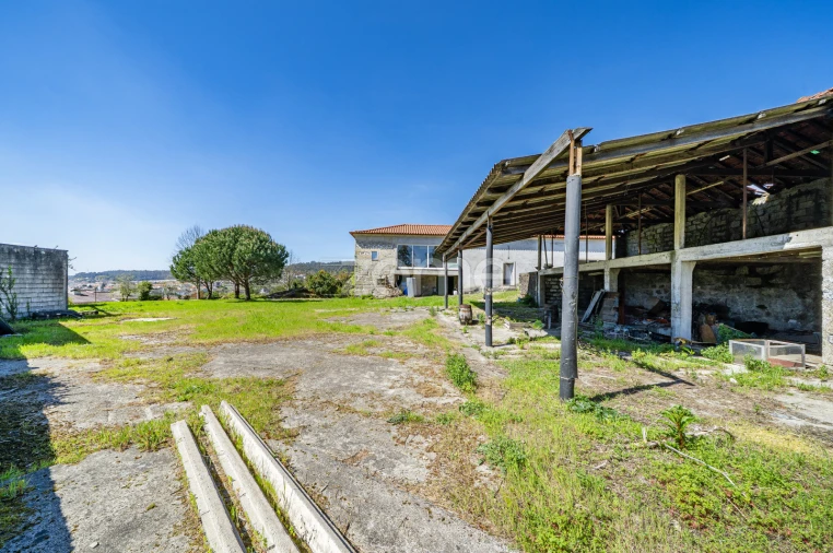 Moradia T3 para Venda em Vilaça e Fradelos Foto 32