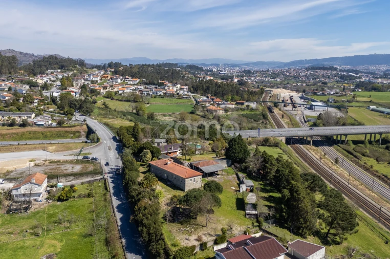 Moradia T3 para Venda em Vilaça e Fradelos Foto 34