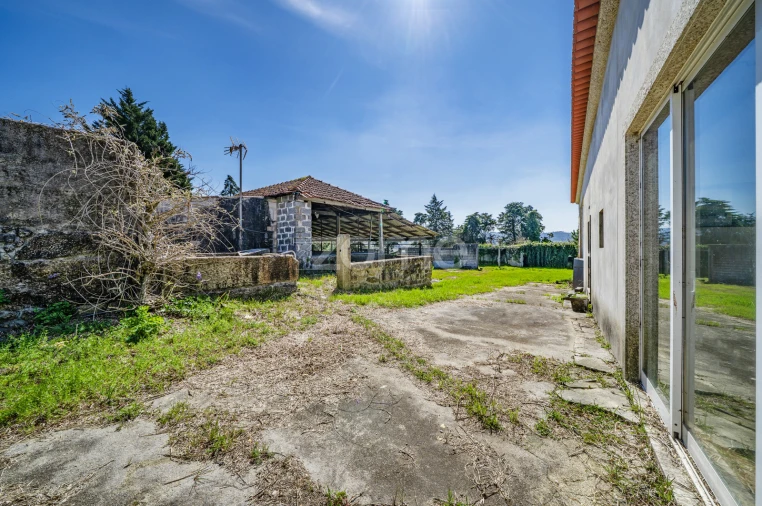 Moradia T3 para Venda em Vilaça e Fradelos Foto 7