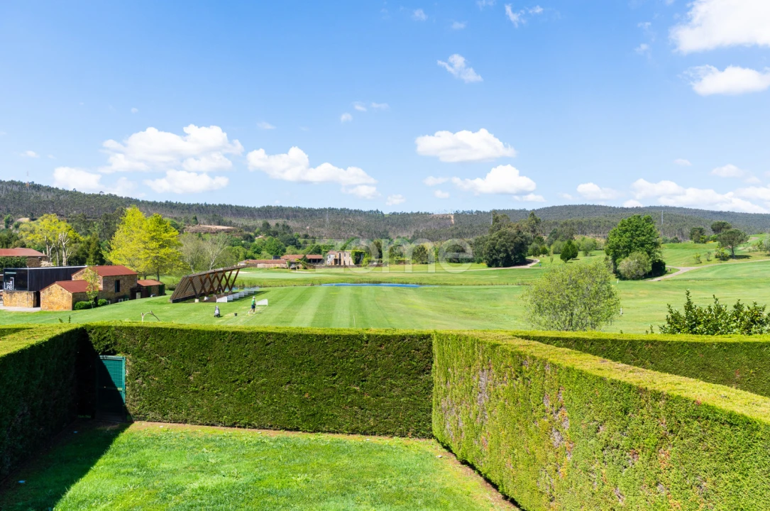 Moradia T4 para Venda em Água Longa Foto 9