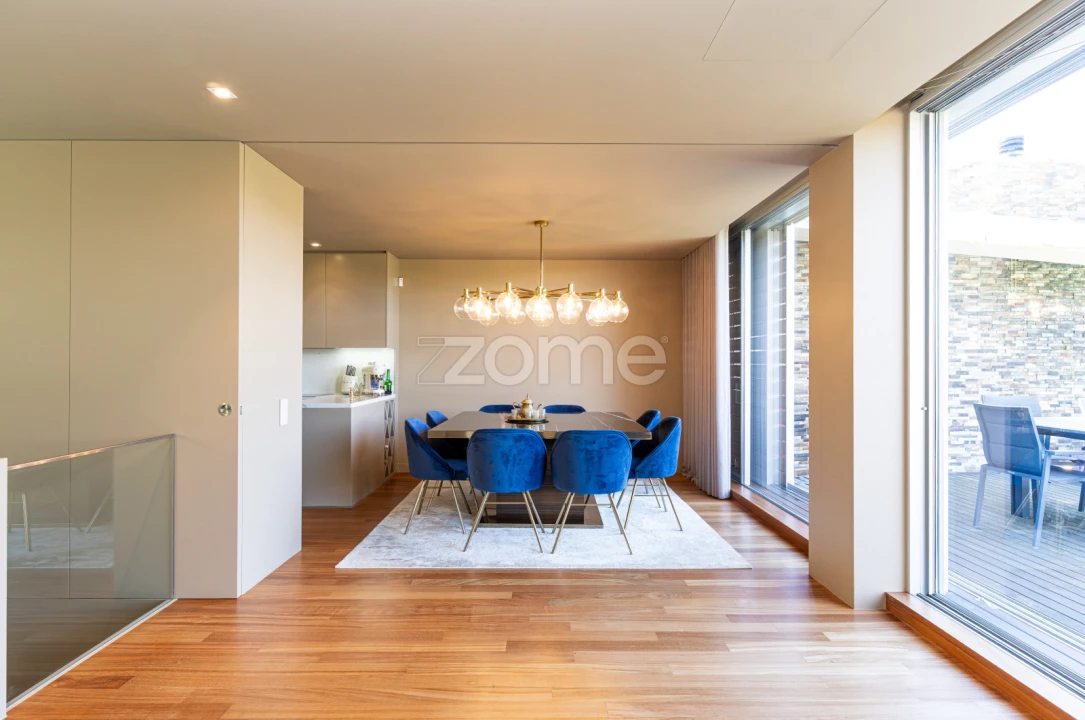 Moradia T4 para Venda em Água Longa Foto 7