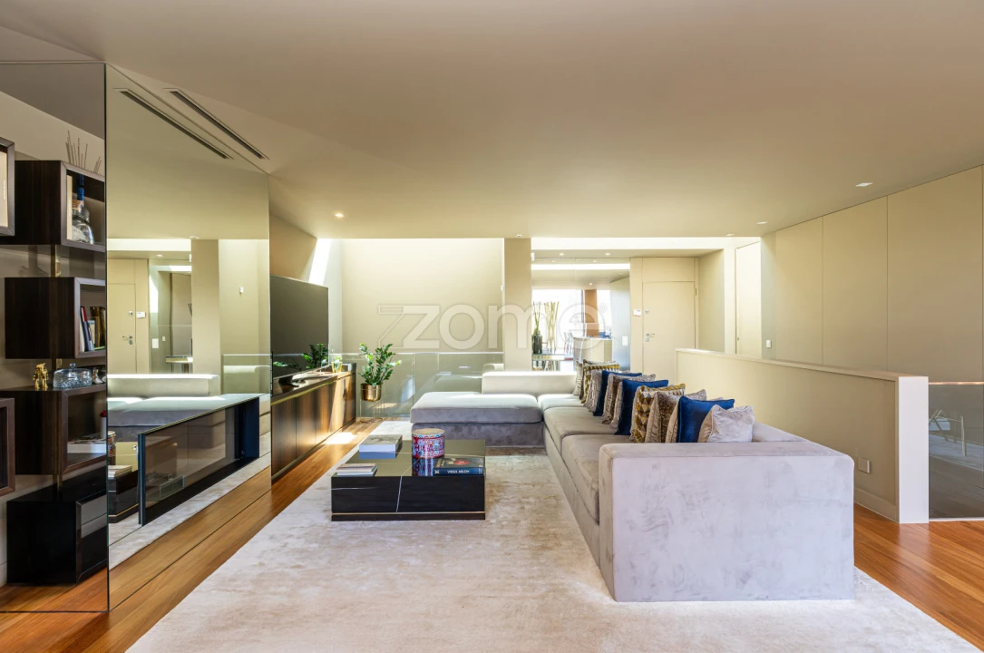 Moradia T4 para Venda em Água Longa Foto 6